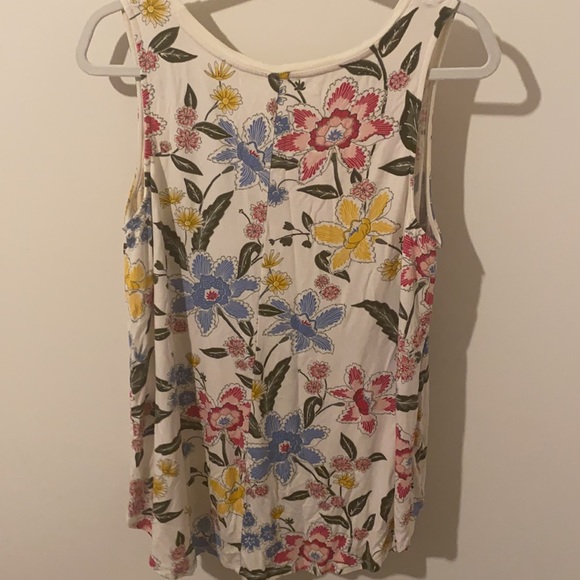 Old Navy floral tank, Size L - Picture 3 of 3